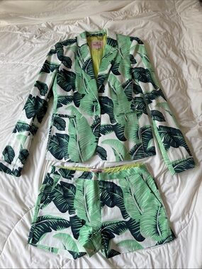 JUICY COUTURE GREEN PALMETTO BANANA LEAF BLAZER SHORTS SET WOMENS